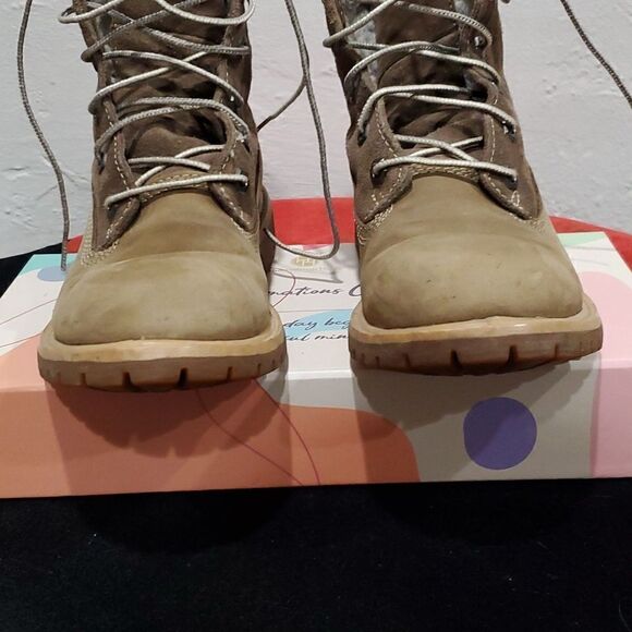 Timberland Boots in 2 Toned Brown Suede Size 7 - Picture 9 of 14